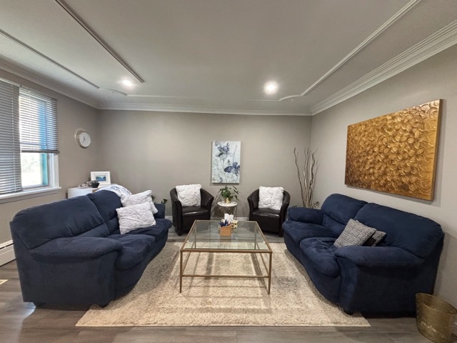 Additional interior view of the Threshold Art Therapy office space